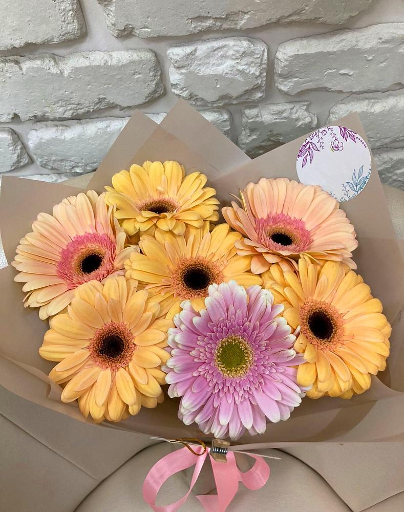 Букет цветов из: Герберы в Мухене