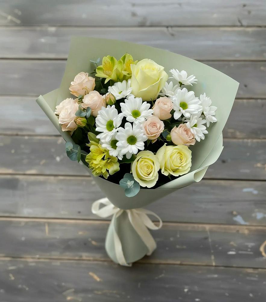Букет цветов из: Альстромерии, Розы и Хризантемы в Мухене