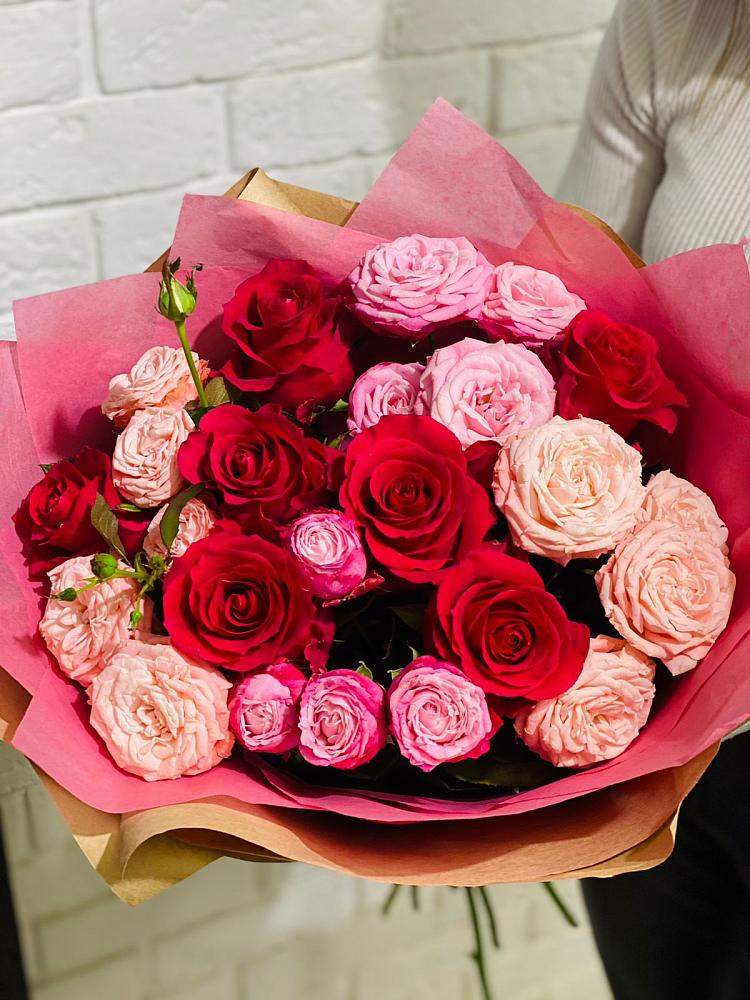 Букет цветов из: Розы в Мухене