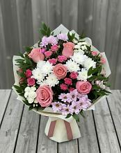 Букет цветов из:  Альстромерии, Гвоздики, Розы и Хризантемы в Мухене