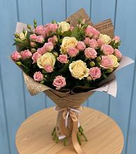 Букет цветов из:  Розы в Мухене