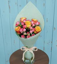 Букет цветов из:  Розы в Мухене