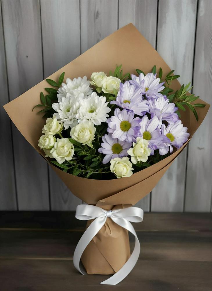 Букет цветов из: Хризантемы и Розы в Мухене